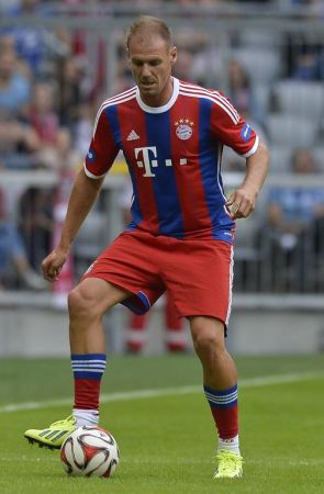 出沙特足球 出沙特足球