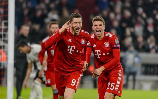 田曲棍球的 田曲棍球的