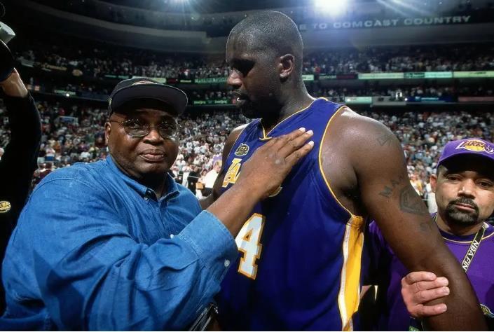 以角色为桥 以角色为桥